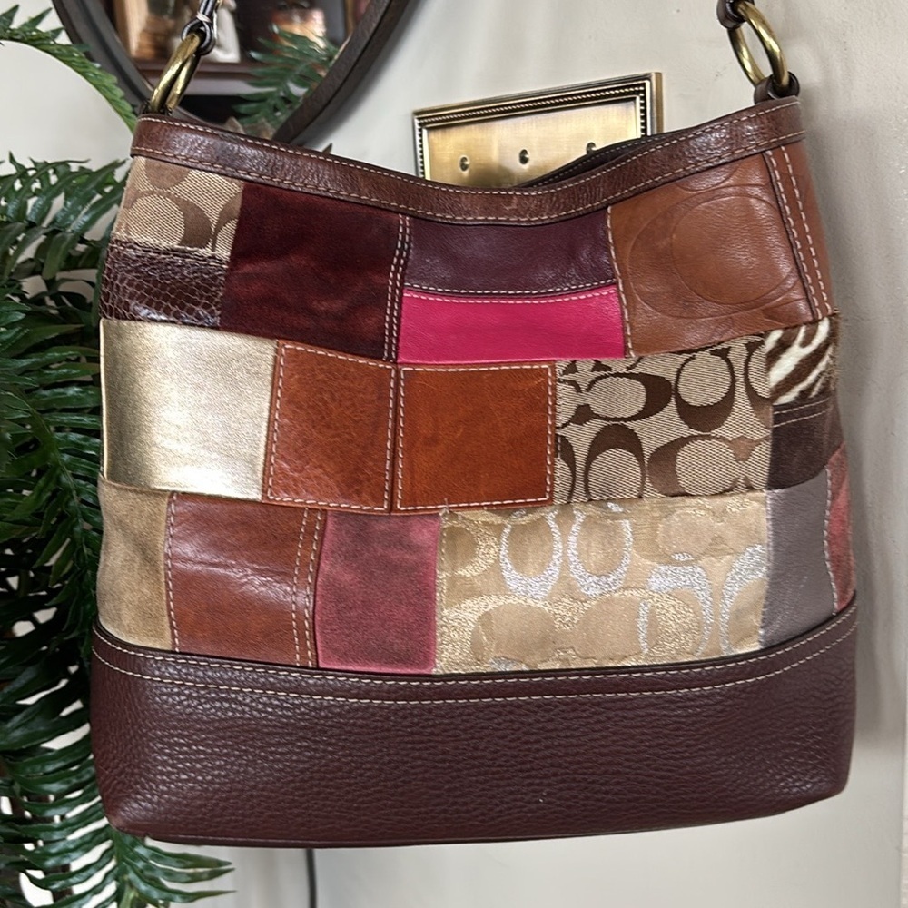Coach Genuine Leather Patchwork Multicolor Shoulder Bag Signature C Metallic - Picture 8 of 16